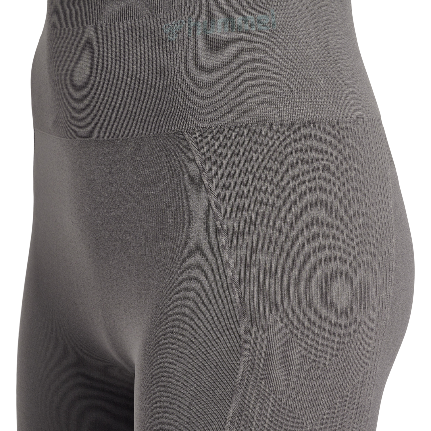 hmlTIF SEAMLESS SHORTS, CHARCOAL GRAY, packshot