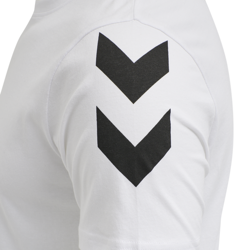 hmlLEGACY CHEVRON T-SHIRT, WHITE, packshot