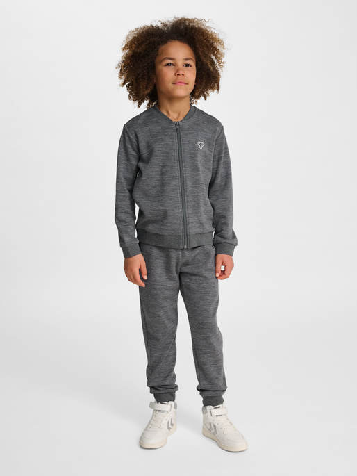 hmlJR WOOL PANTS BEE, DARK GREY MELANGE, model