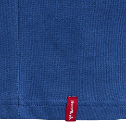 hmlRED BASIC T-SHIRT S/S, TRUE BLUE, packshot