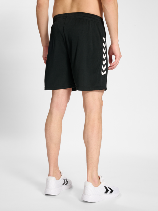 hmlSTALTIC POLY SHORTS, BLACK, model