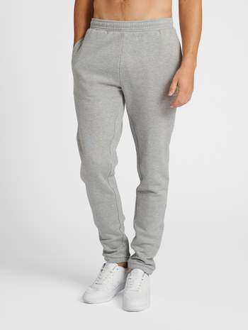 hmlGG12 SWEAT PANTS, GREY MELANGE, model