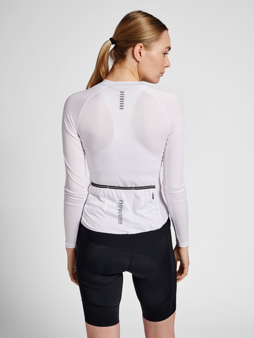 WOMENS CORE BIKE L/S JERSEY, WHITE, model