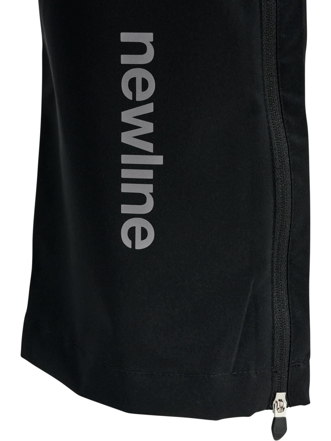 MEN CORE PANTS, BLACK, packshot